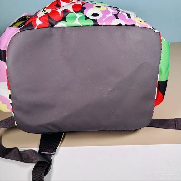 ADIDAS X MARIMEKKO Allover Print Sports Backpack 19"D x 7"W x 10.25"H Preowned - Picture 5 of 12